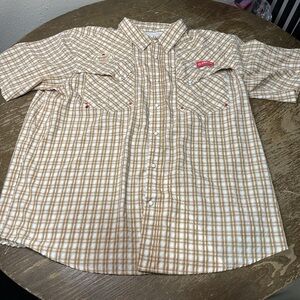 Shiner Magellan Outdoors Tan Plaid Button Down Shirt